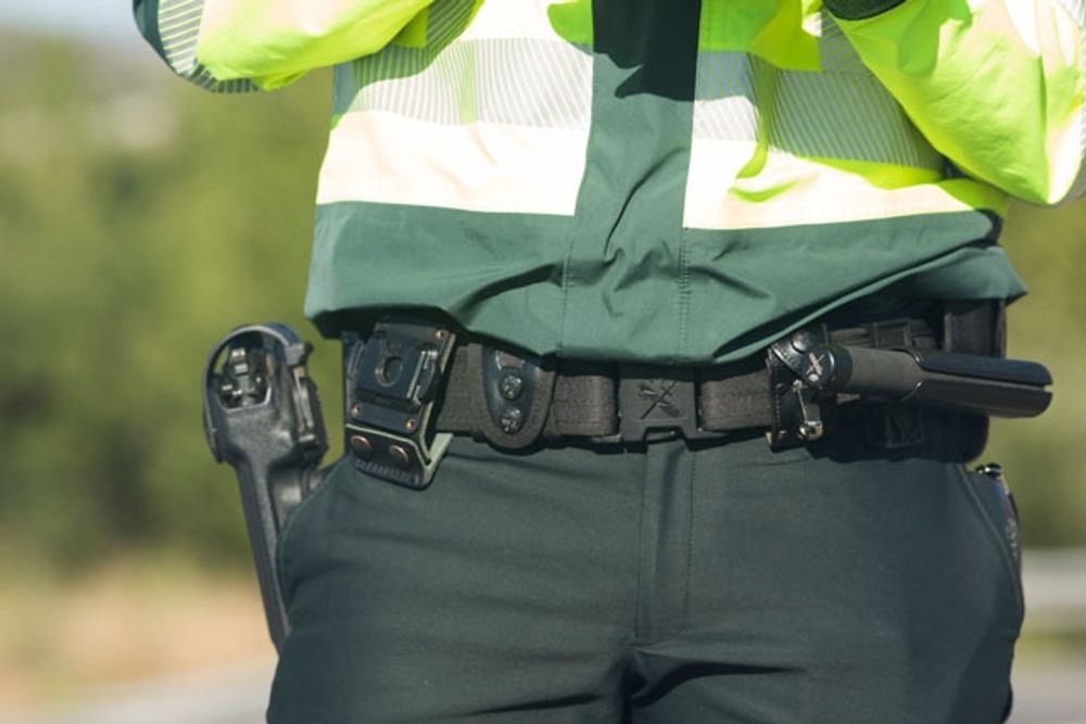 De Guardia Civil-poliser som b&auml;r synliga tatueringar slipper ta bort dem.