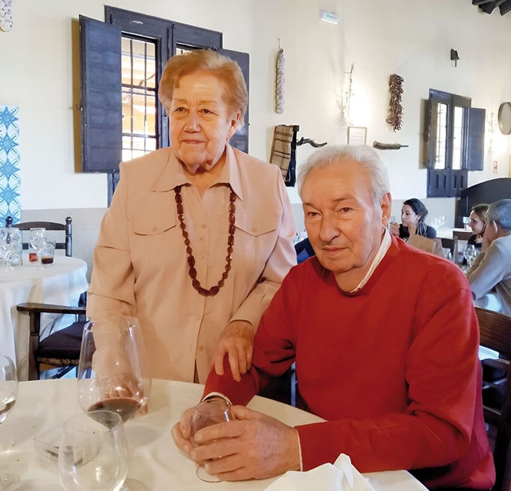 Pepa Santos Mart&iacute;n (84) och Antonio Nozal Lajo (87) bor i Usera (Madrid) och &auml;r tv&aring; av m&aring;nga spanjorer som vid en h&ouml;g &aring;lder fortfarande lever ett h&auml;lsosamt och aktivt liv.