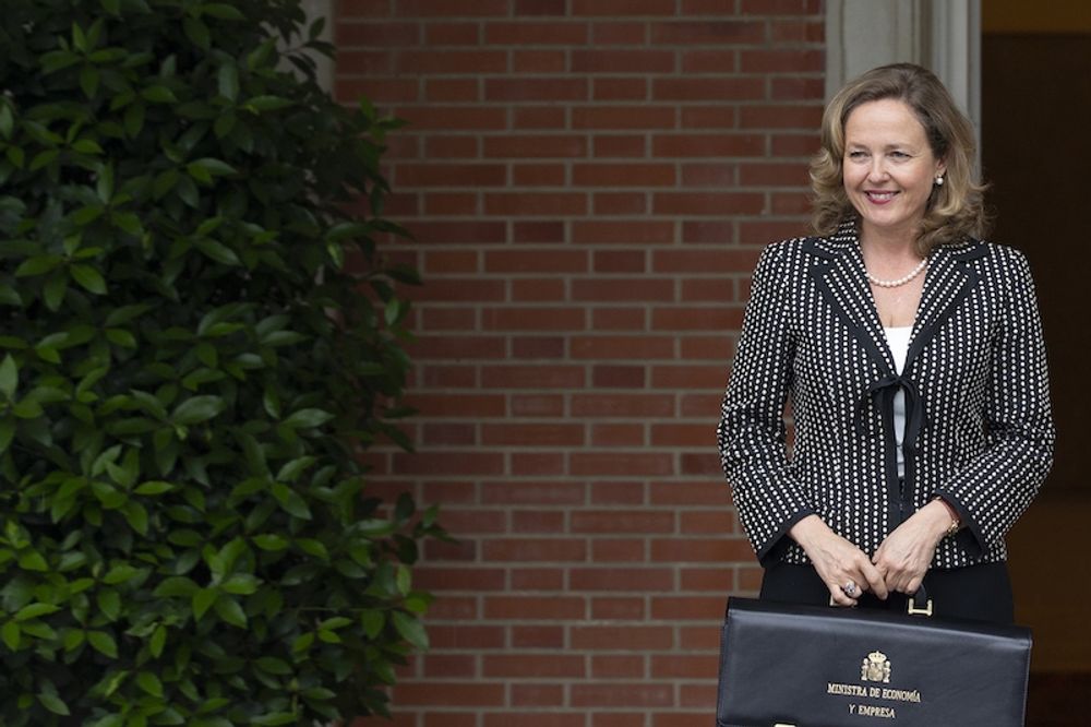 Spaniens finansminister Nadia Calvi&ntilde;o var favorit &ndash; men det blir Irlands Paschal Donohoe som tar &ouml;ver som ordf&ouml;rande i eurogruppen.
