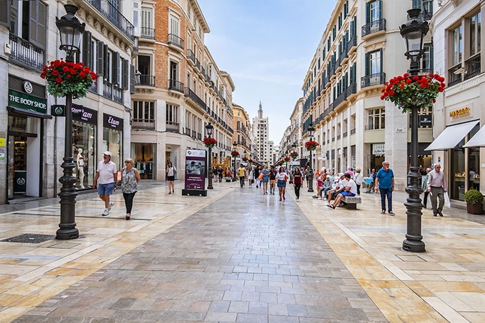 F&ouml;retagets kontor p&aring; Calle Larios i M&aacute;laga blir bolagets n&auml;st st&ouml;rsta, efter huvudkontoret i Stockholm.