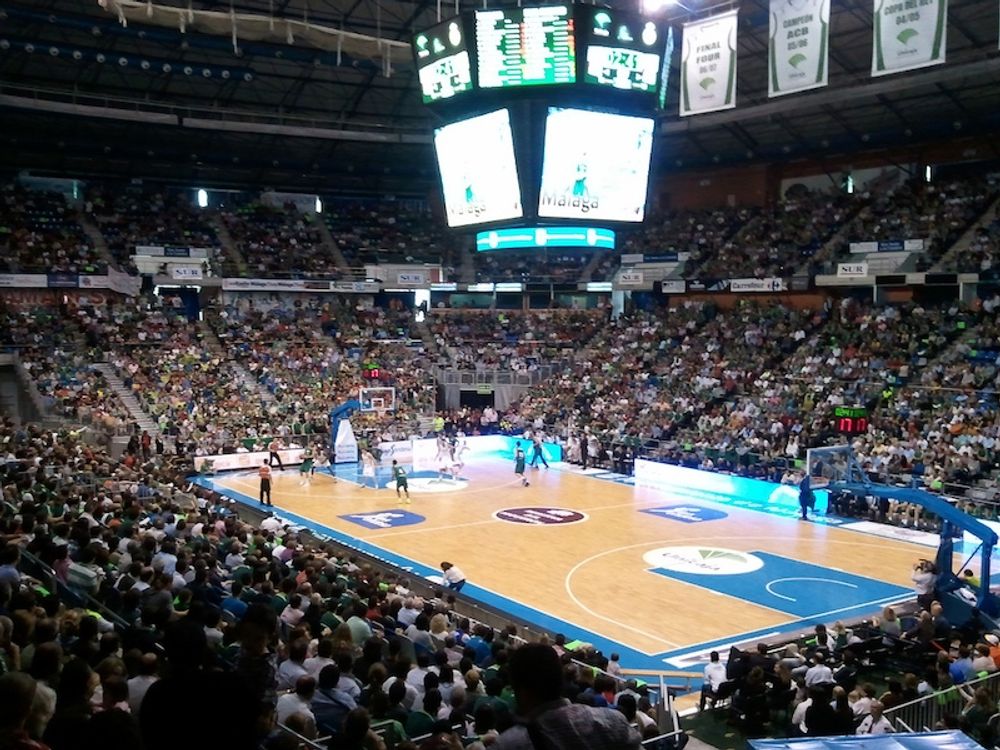 Basketlaget Unicaja har sin hemmaarena i stadion Mart&iacute;n Carpena i M&aacute;laga stad.