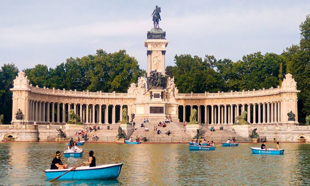 I Madrid registreras n&auml;ra tusen fler larmsamtal per dag under de varmaste sommardagarna.