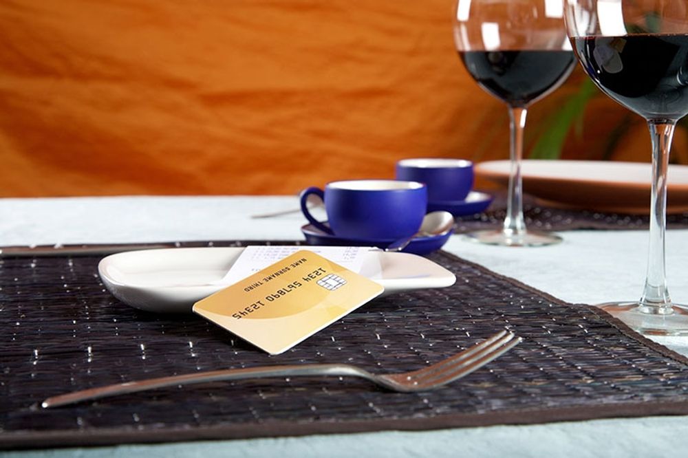 Allt fler popul&auml;ra restauranger tar en straffavgift av g&auml;ster som inte dyker upp, eller som avbokar med kort varsel.