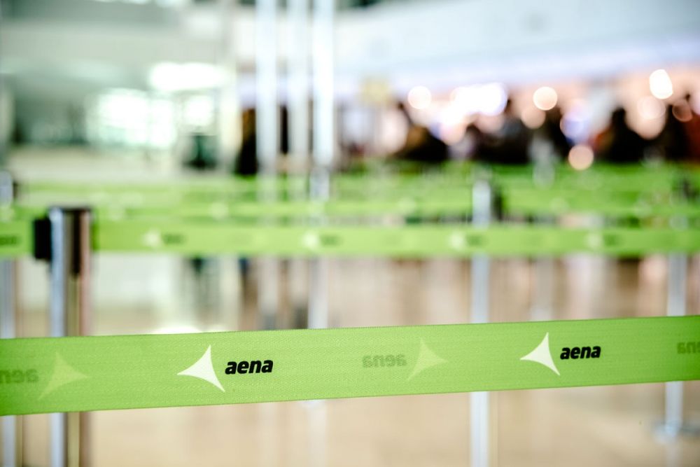 Aena h&auml;nvisar till att flygplatsavgifterna varit of&ouml;r&auml;ndrade i tio &aring;rs tid.