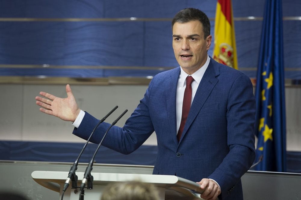 Socialistledaren Pedro S&aacute;nchez skyller nyvalet p&aring; Podemos, f&ouml;r att de inte m&ouml;jliggjort hans utn&auml;mning som regeringschef.