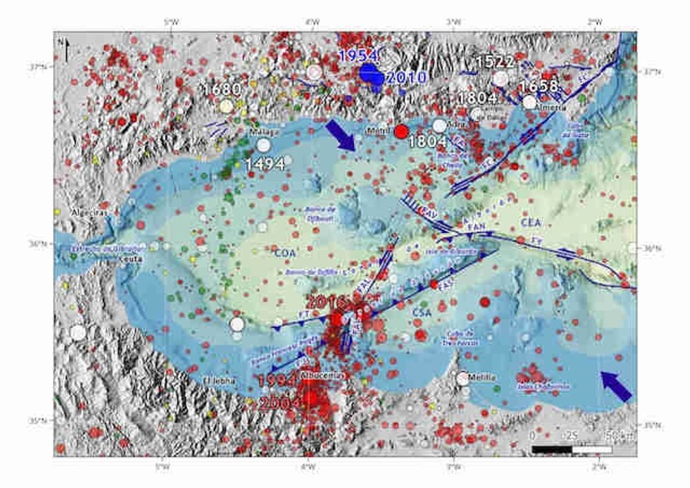 Jordskalv har f&ouml;rekommit i omr&aring;det i &aring;rhundraden, men nya sprickor uppges ligga bakom &ouml;kningen de senaste sex &aring;ren. Karta: Instituto Geogr&aacute;fico Nacional