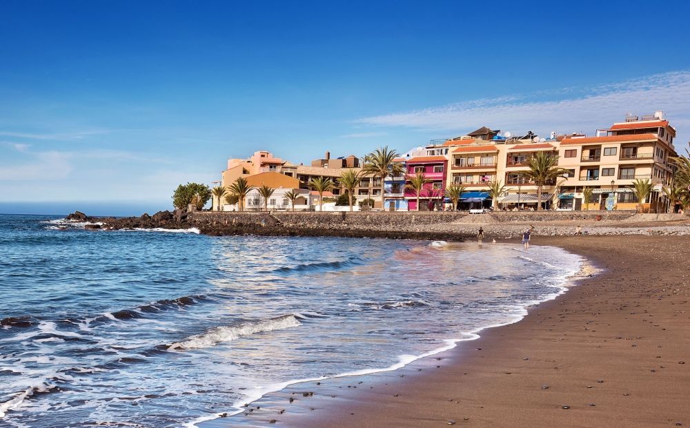 Kraftverket El Palmar p&aring; La Gomera drabbades p&aring; s&ouml;ndagen av tekniska problem som m&ouml;rklade hela &ouml;n.