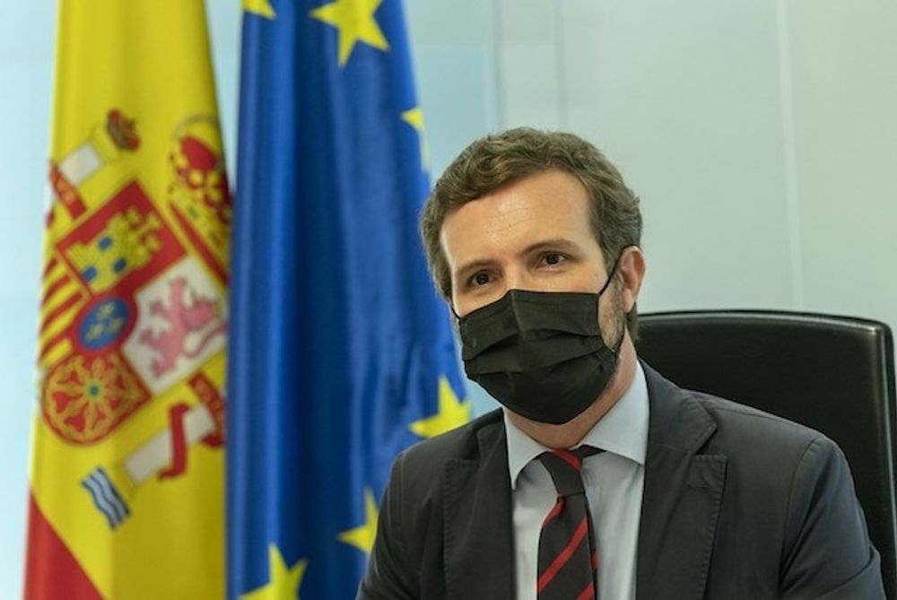 Oppositionsledaren Pablo Casado skyler inte l&auml;ngre att han inte t&auml;nker bidraga till att f&ouml;rnya de juridiska institutionerna, trots att grundlagen kr&auml;ver detta. Foto: PP