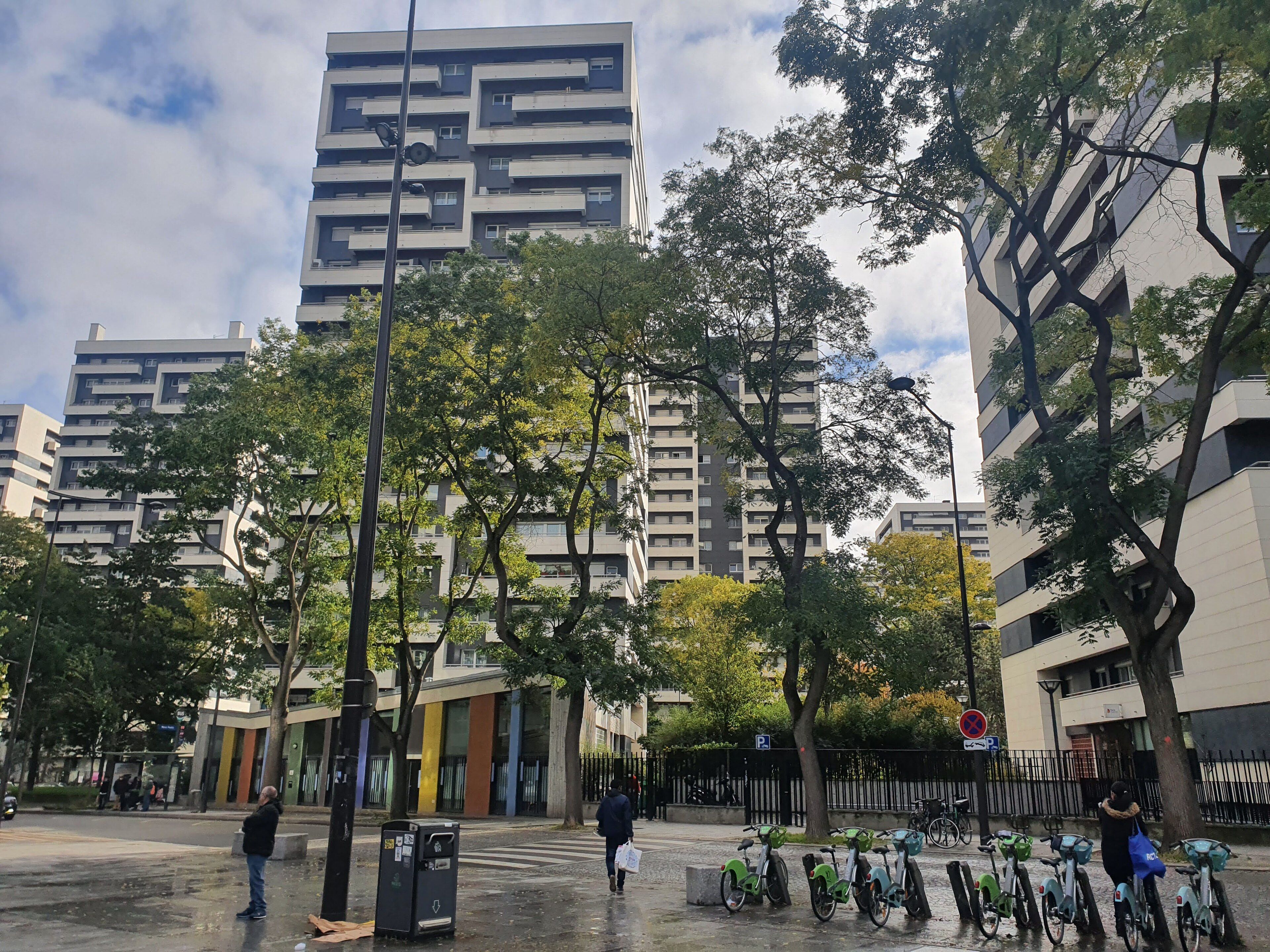 Ensemble de logements collectifs de la Résidence Michelet dans le 19e arrondissement de Paris.