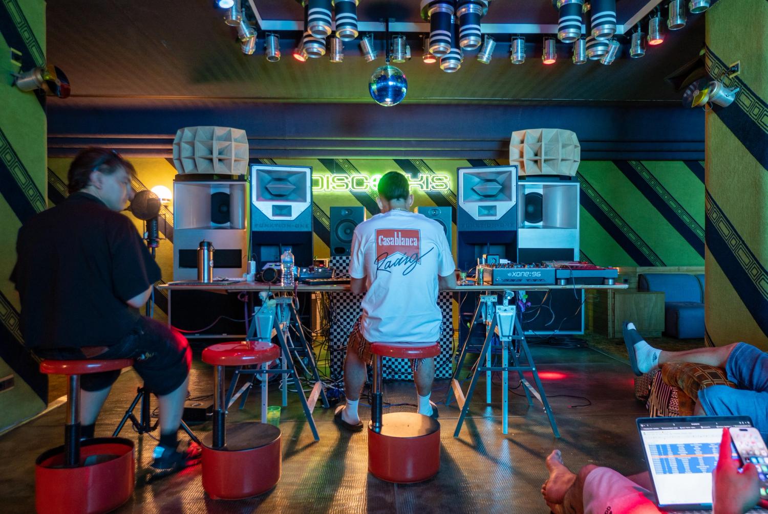 Selecta33 & Recycled J