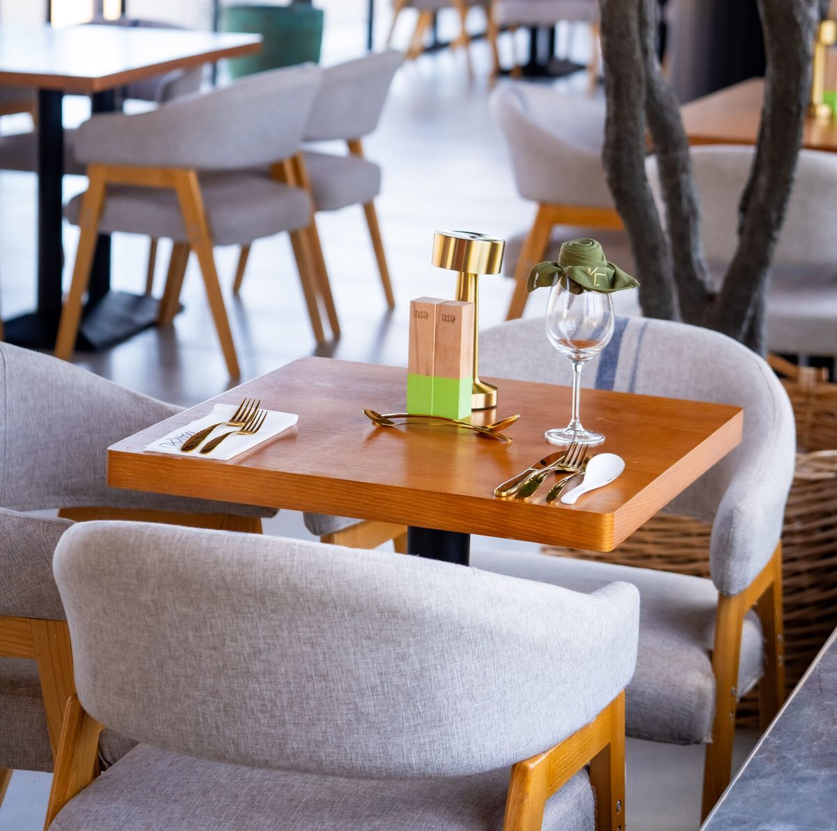 Digital Transformation - Makoli Restaurant