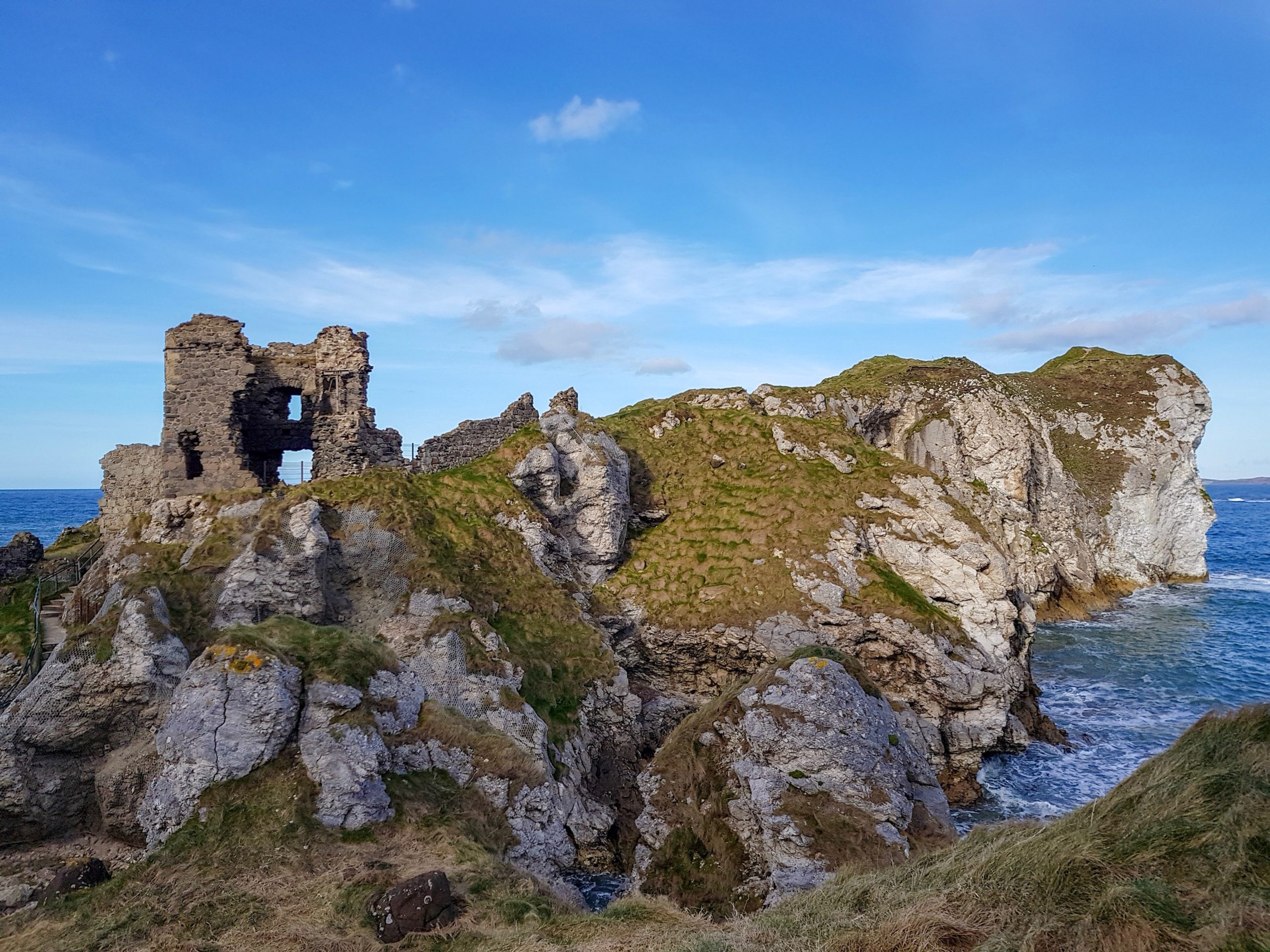 walking causeway coast