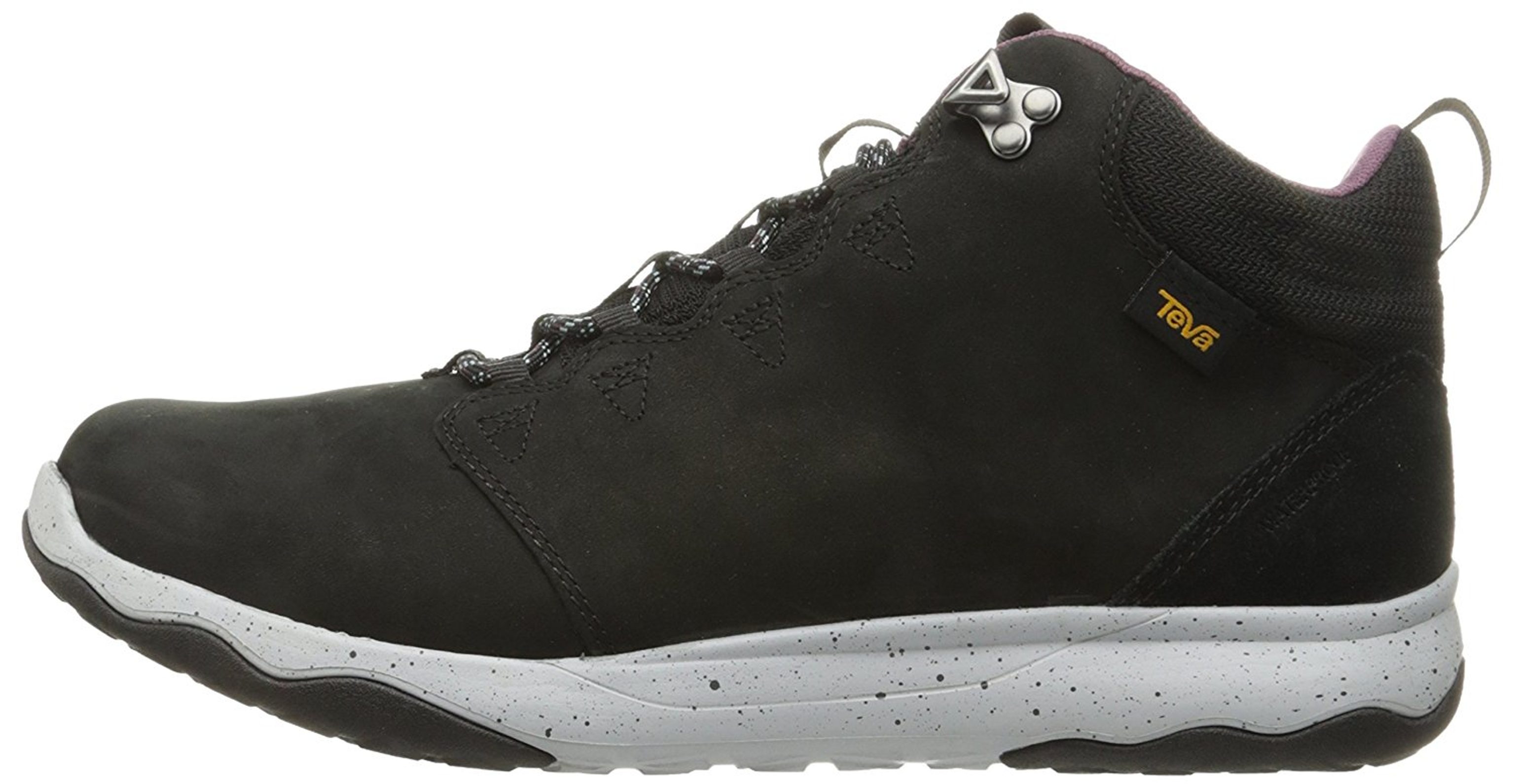Lightweight hiking boots