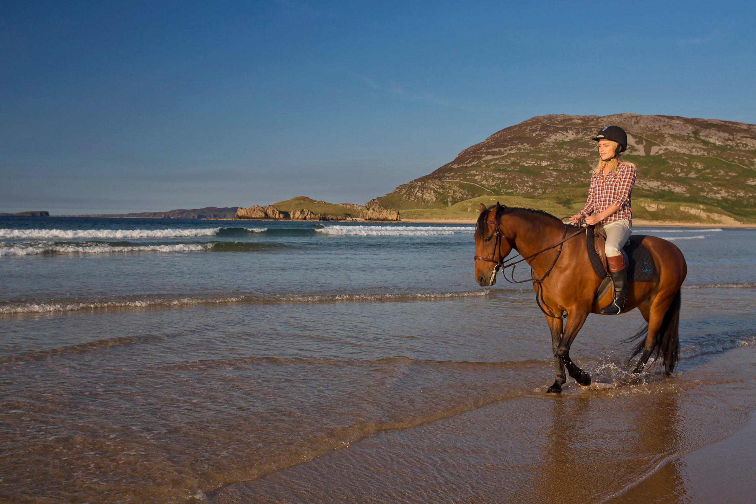 Horseriding at Tullagh Bay