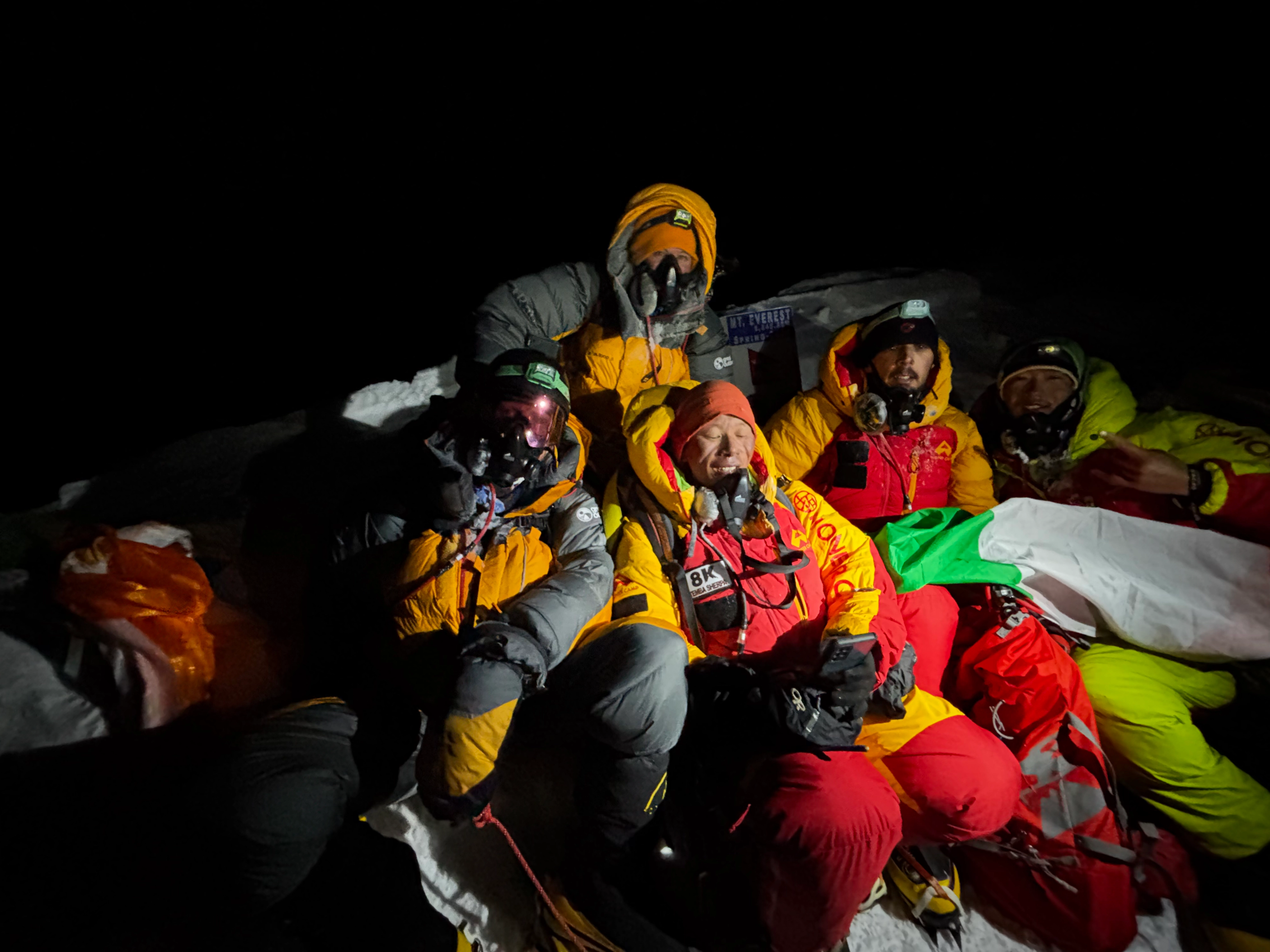 Team Ireland on the summit of Mount Everest 