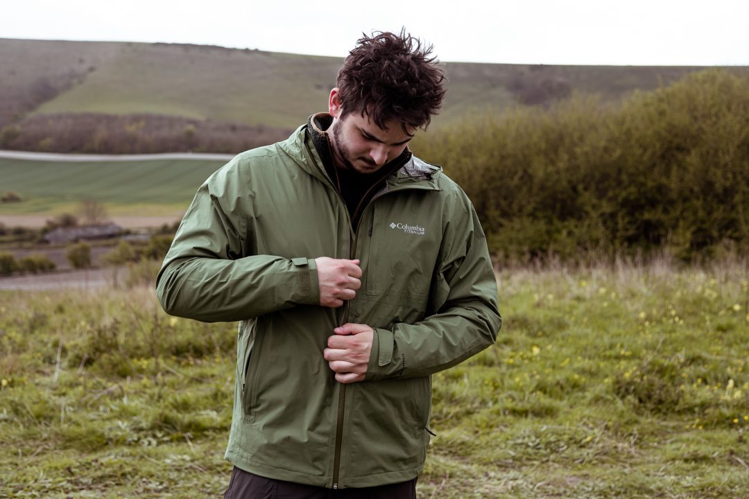 The Ampli-Dry™ II Waterproof Hiking Shell Jacket i
