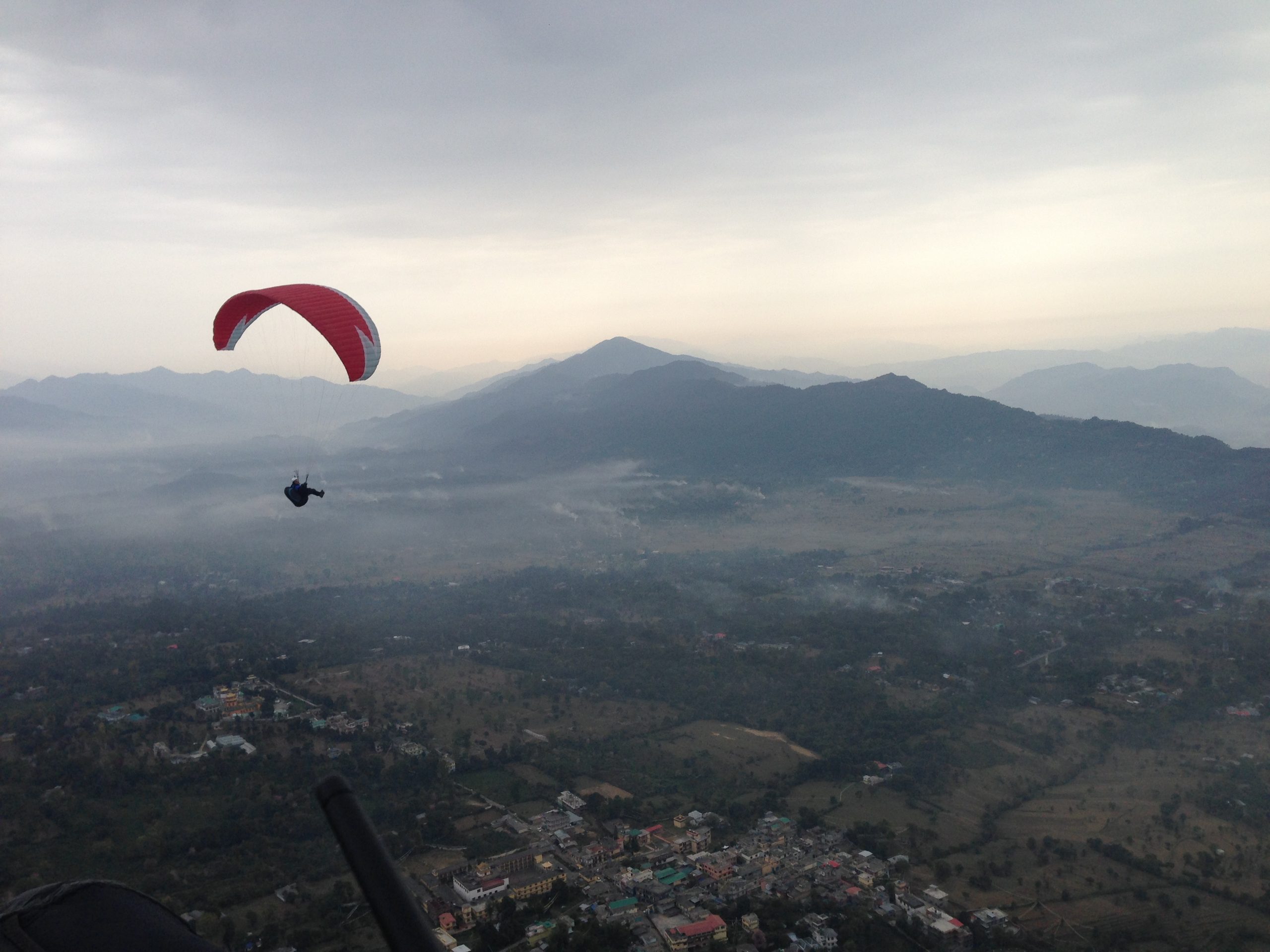 Paragliding in Bir