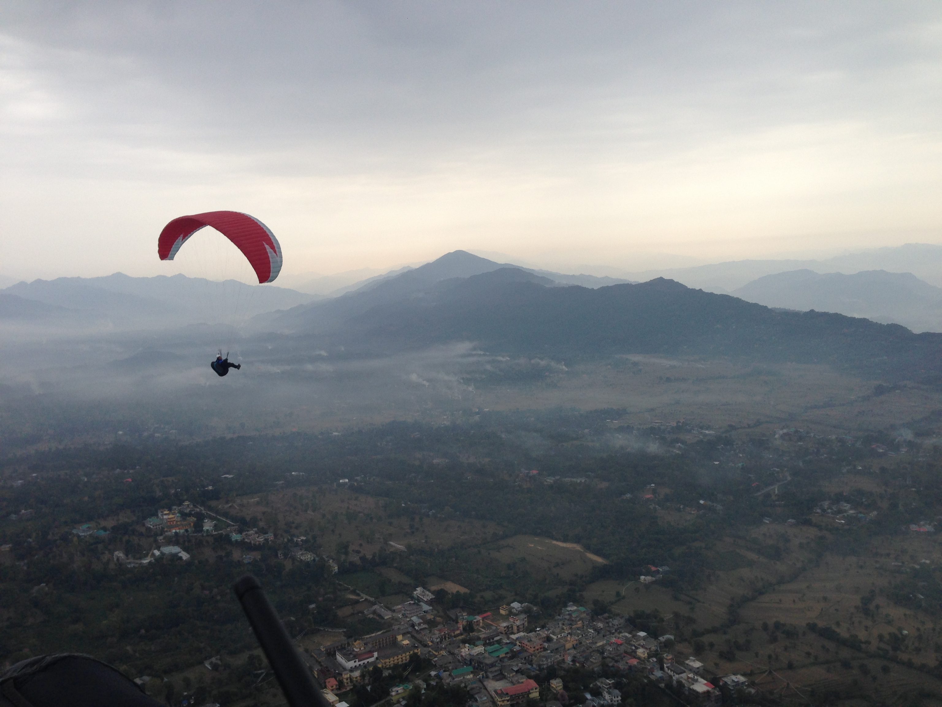Paragliding in Bir