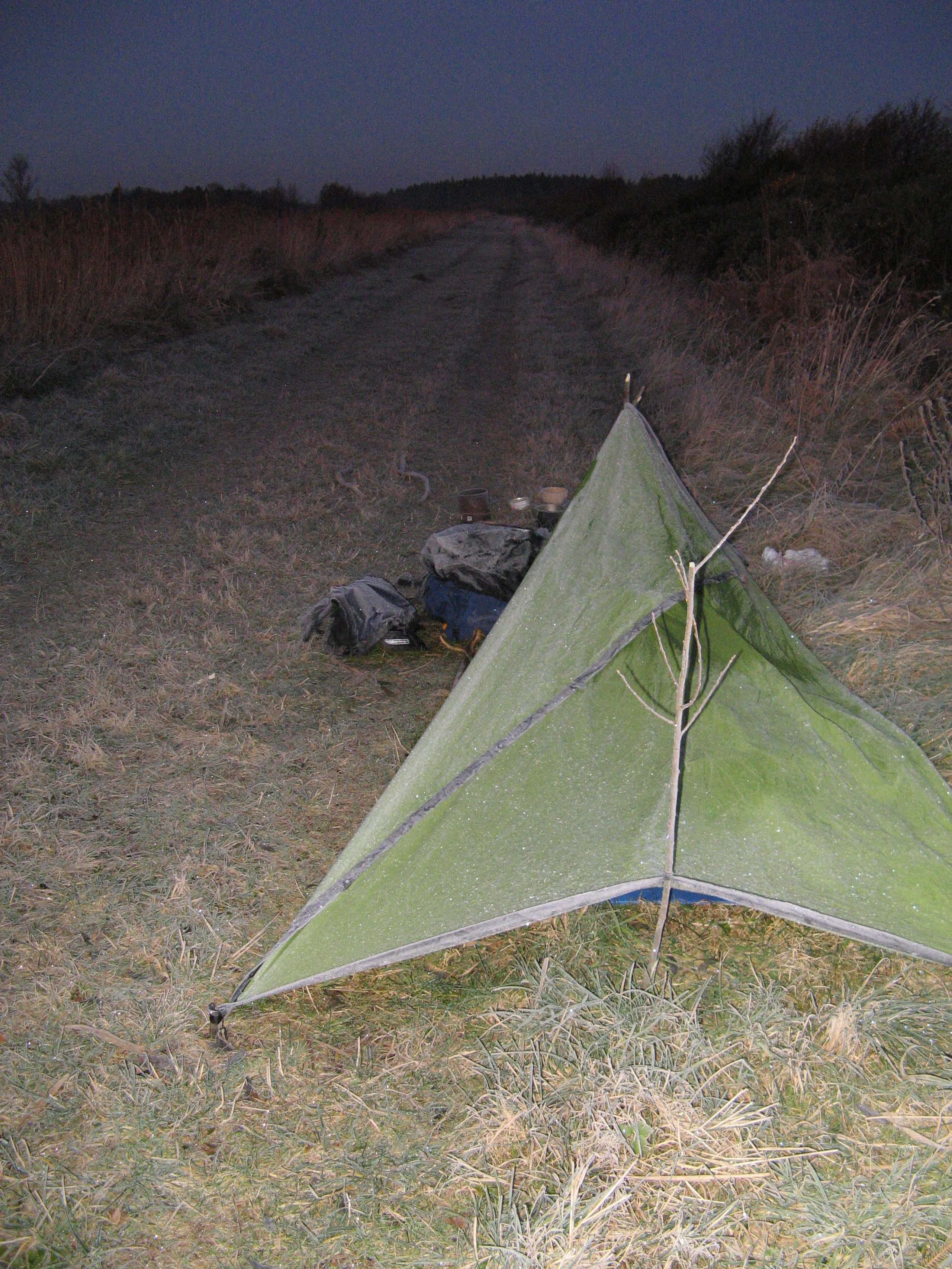Icy bivouac on the Grand Canal tow path