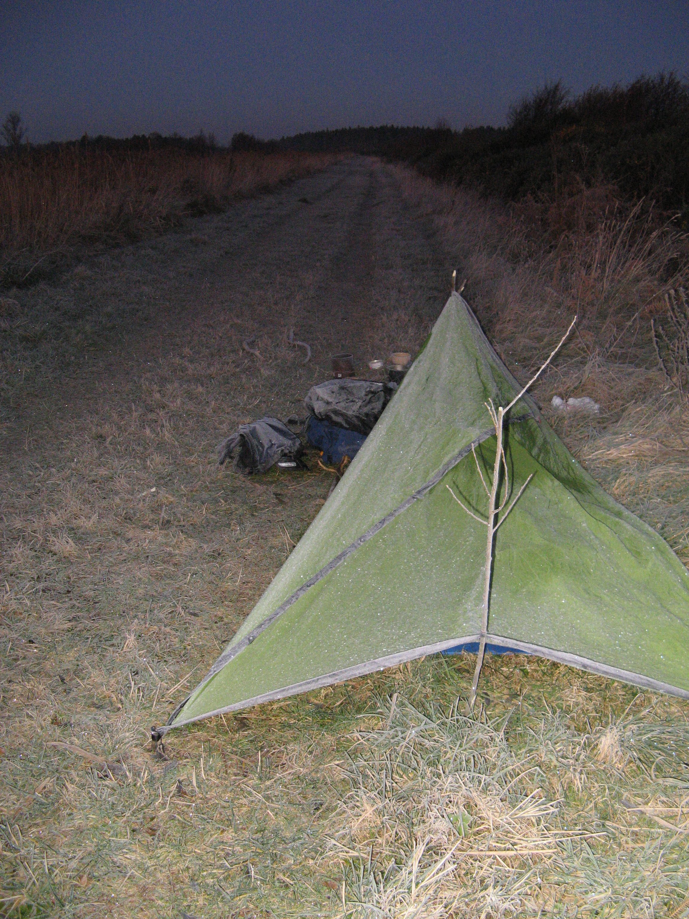 Icy bivouac on the Grand Canal tow path