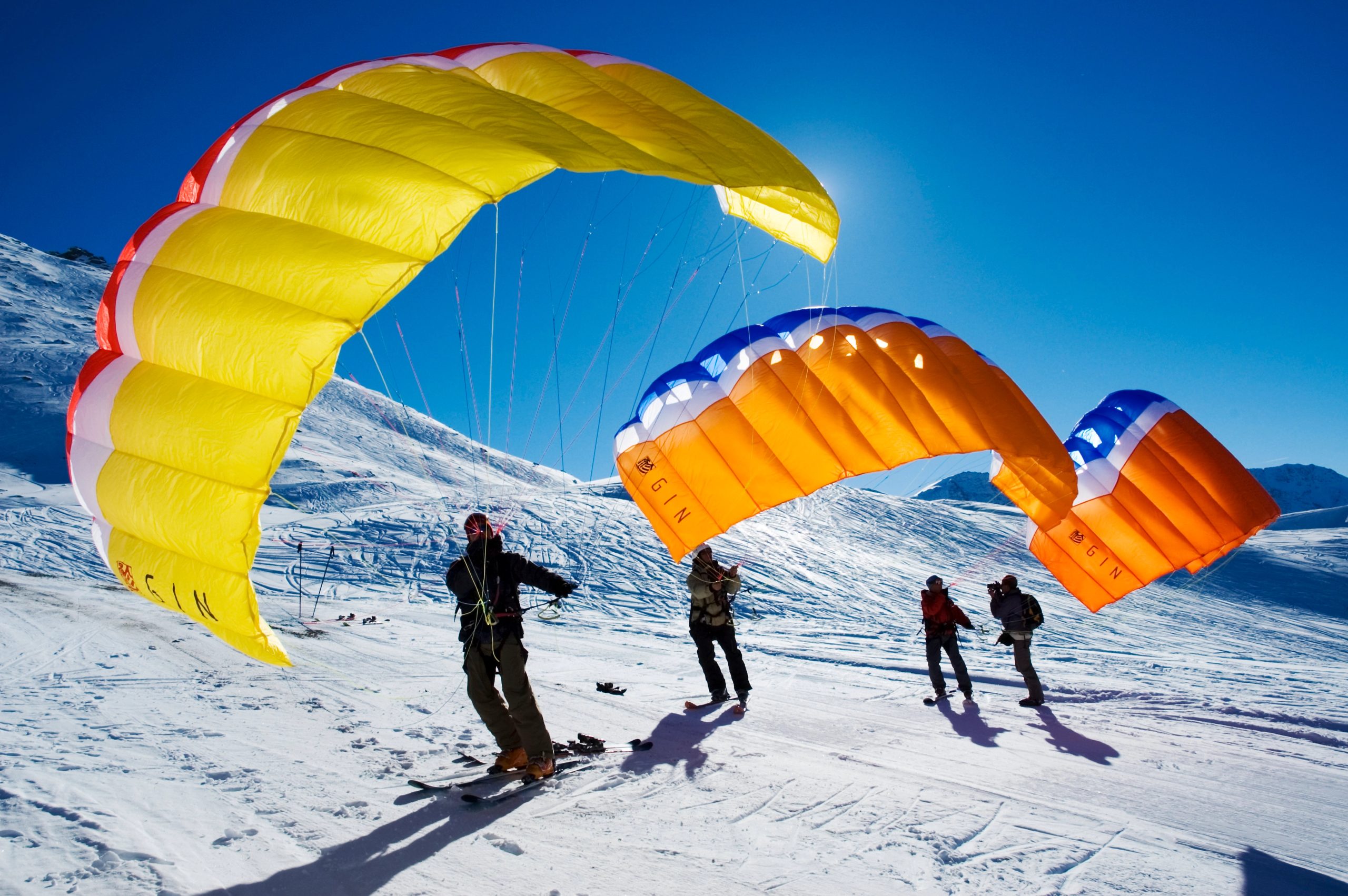 Alternative ski holidays SpeedFlying4M Gambier 1-2