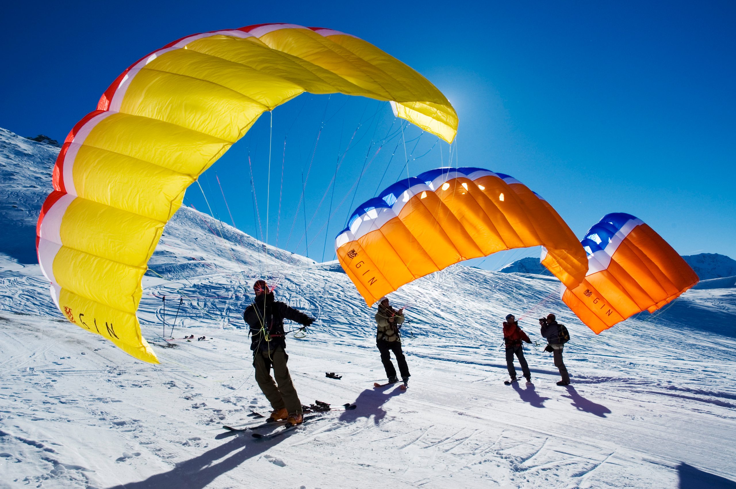 Alternative ski holidays SpeedFlying4M Gambier 1-2