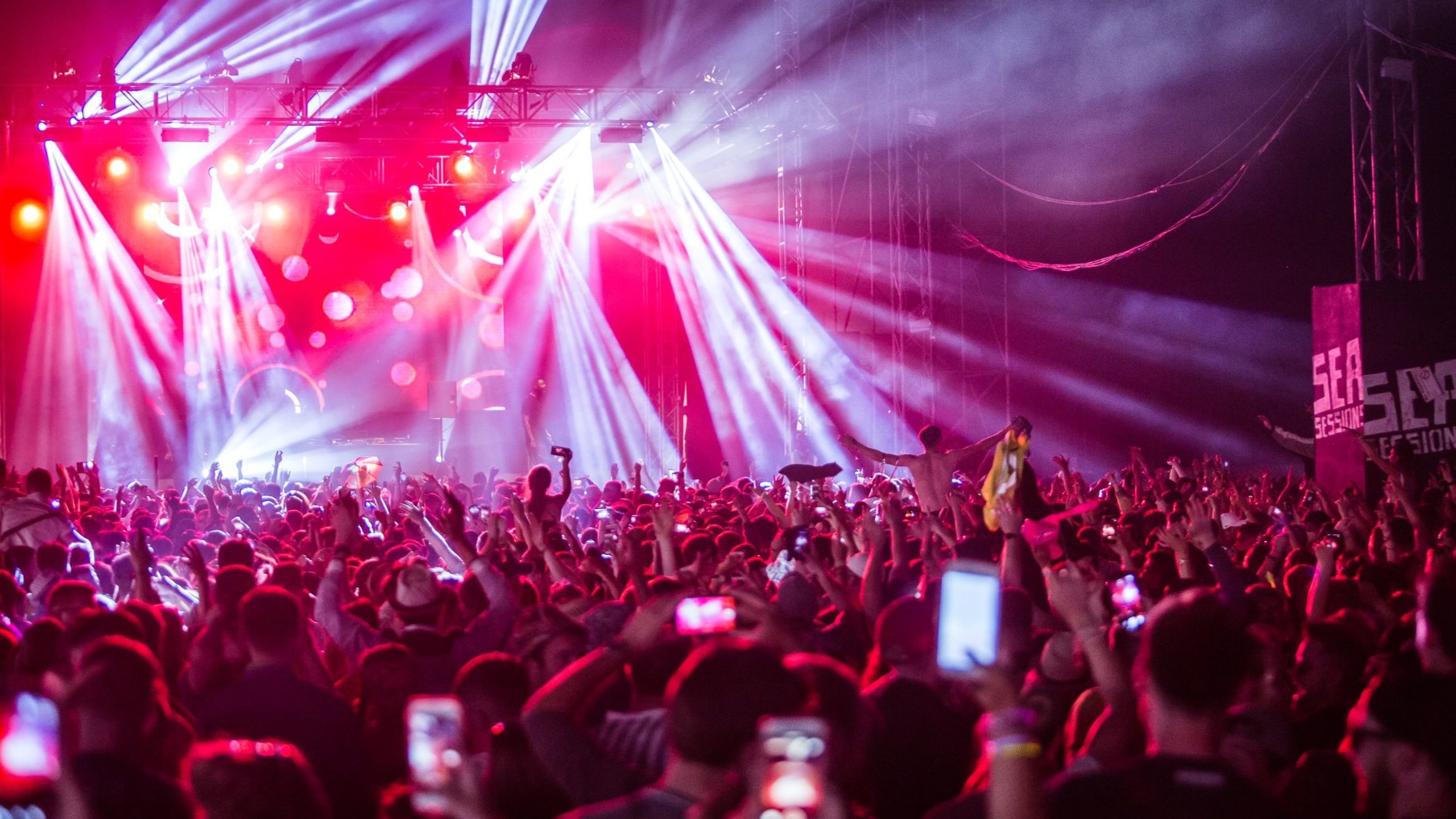 Surf sing and dance the weekend away at sea sessions outdoor music festival