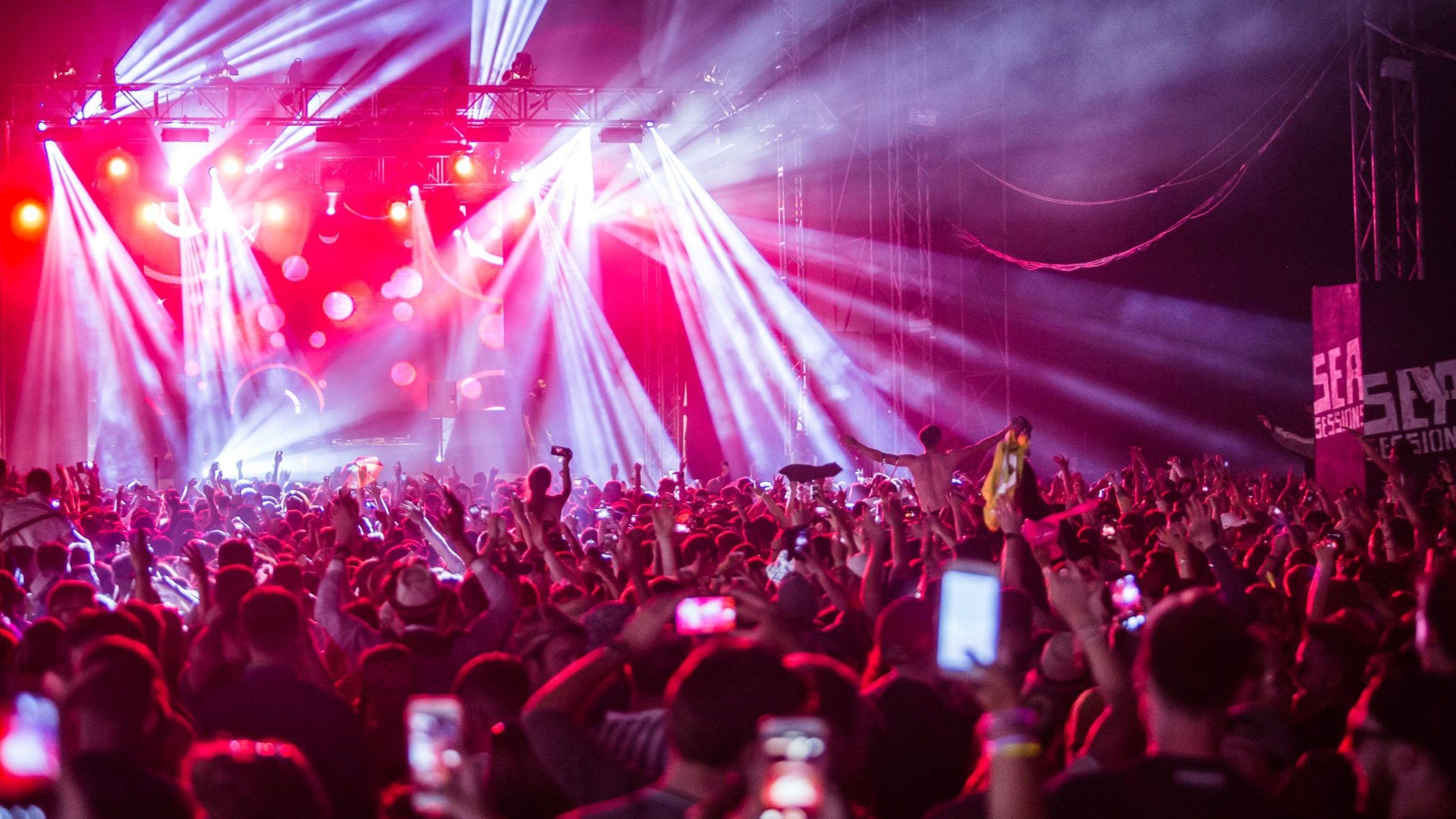 Surf sing and dance the weekend away at sea sessions outdoor music festival