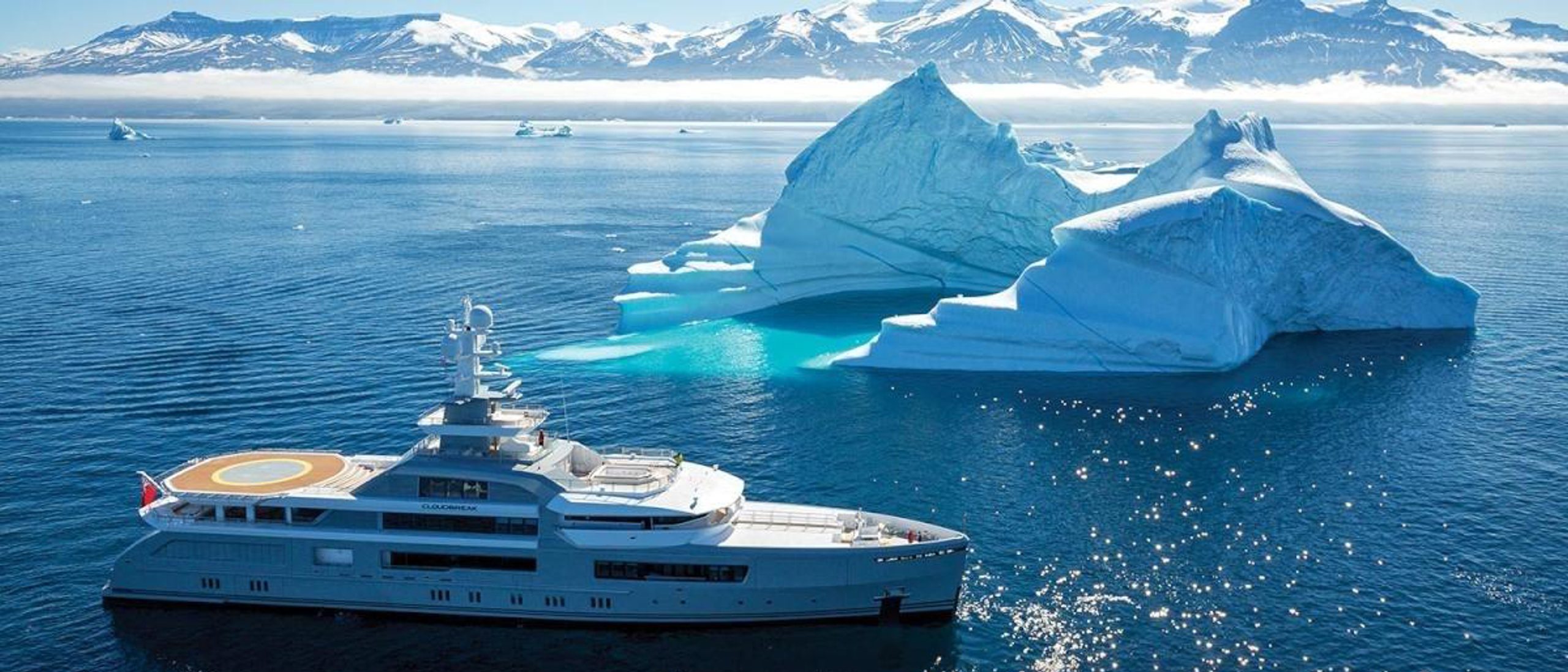 Heli-skiing super yacht