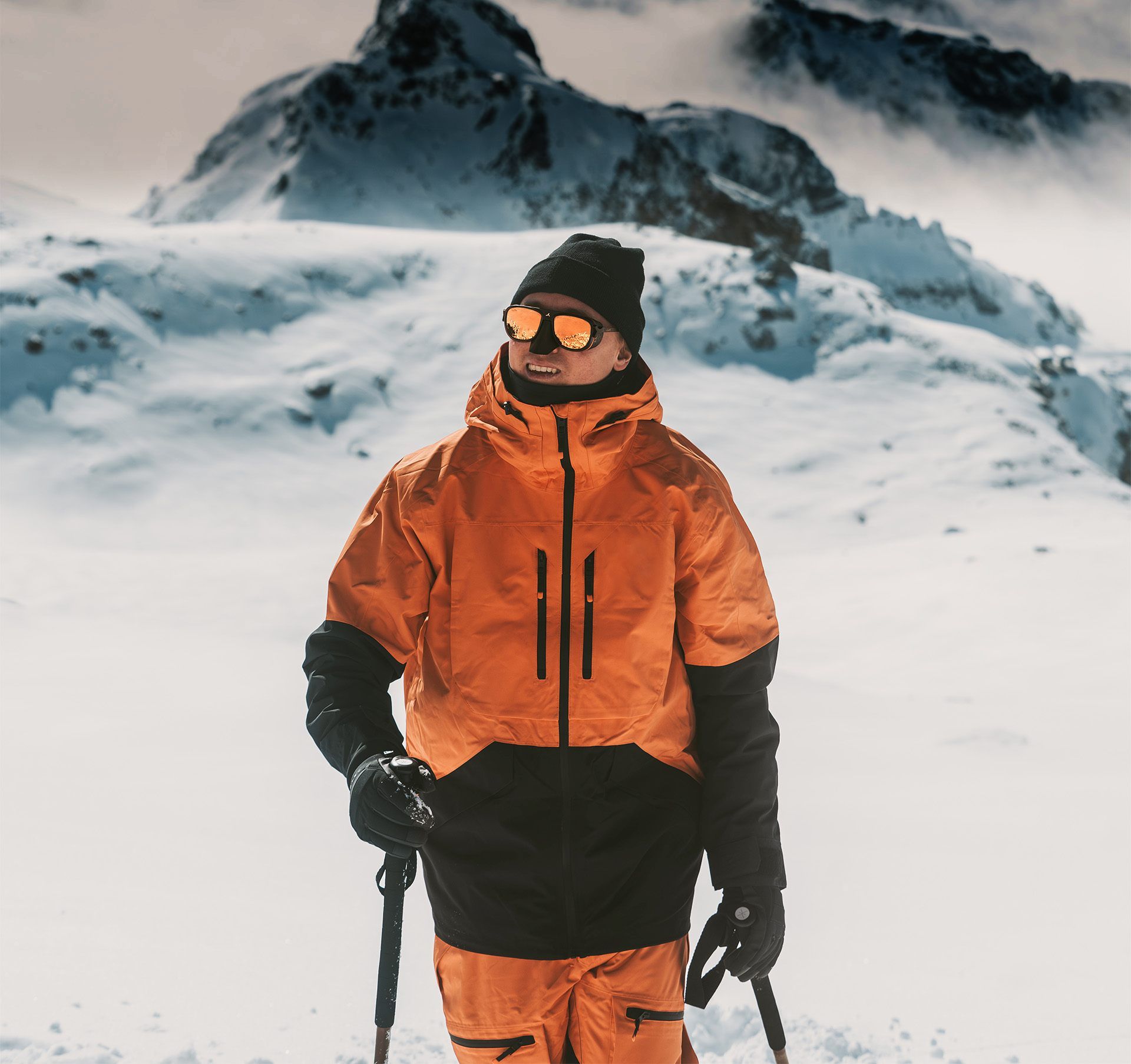 Tripoint sunglasses 010 Visviri X in use in the mountains