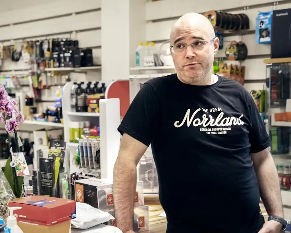 Kalle in the store in Storuman