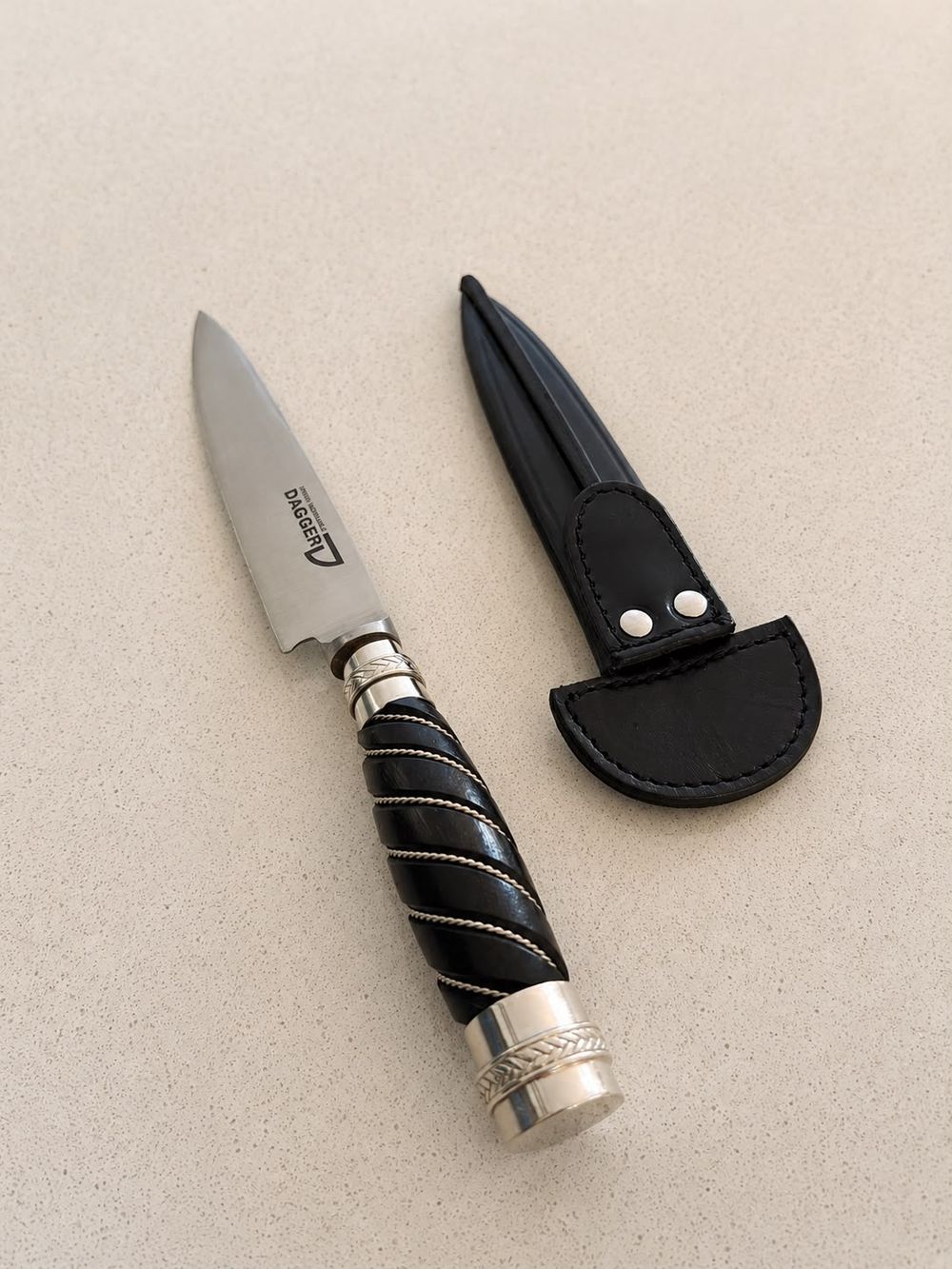 Cuchillo gallonado negro — miniatura 3