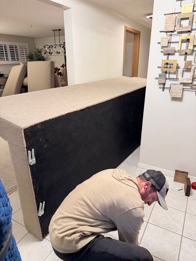 Professional couch delivery service