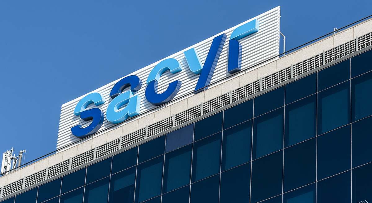 Acciona, FCC y Ferrovial se descuelgan a última hora del 'AVE' portugués y dejan solas a Sacyr y Mota en la pugna