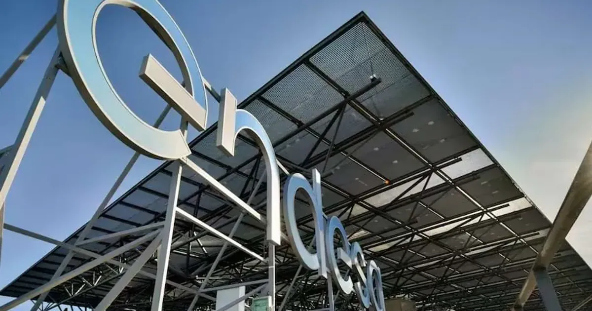 Endesa y la emiratí Masdar cierran el acuerdo sobre 446 MW de plantas fotovoltaicas en España