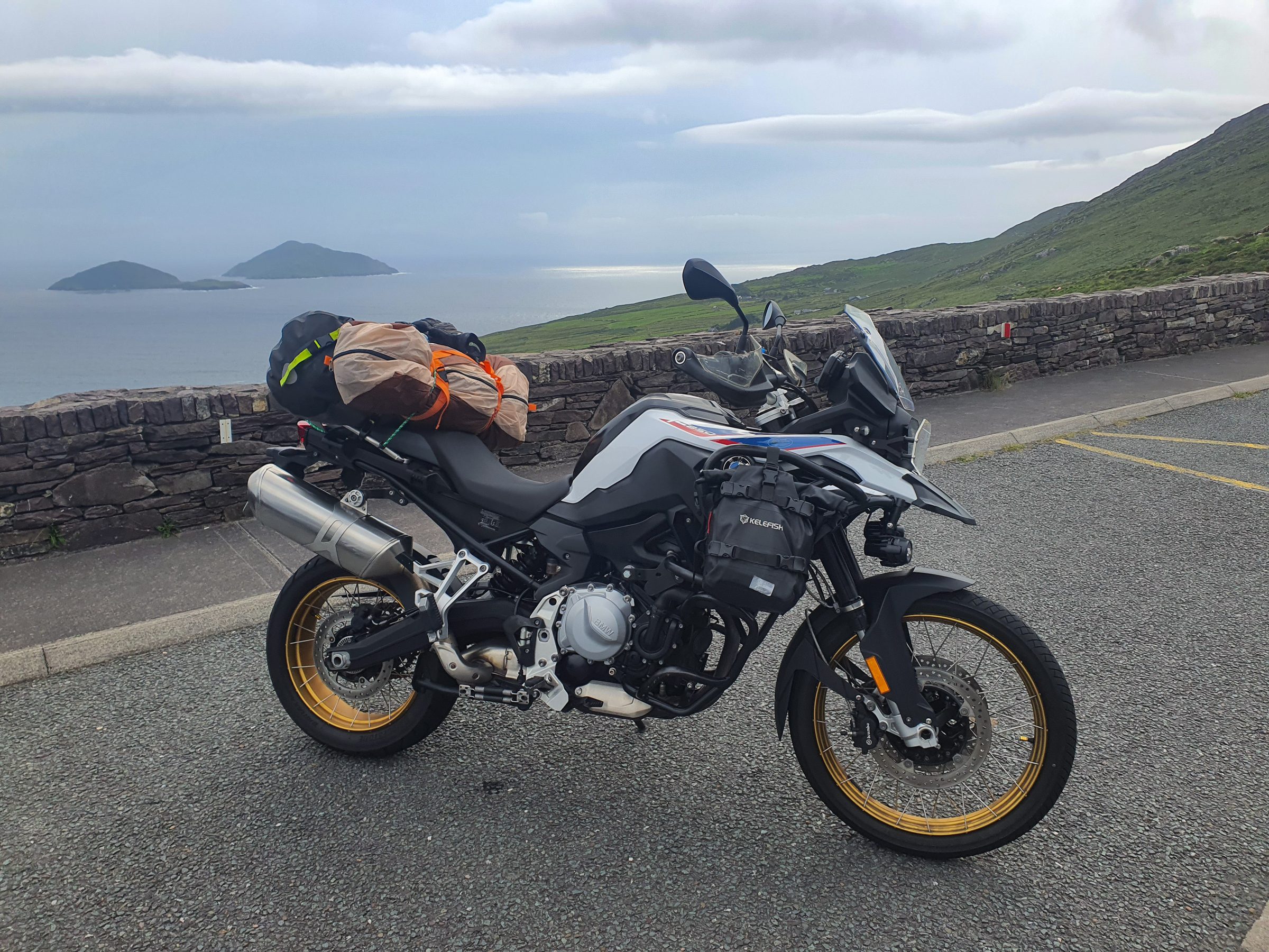 On the high road over the Conor Pass