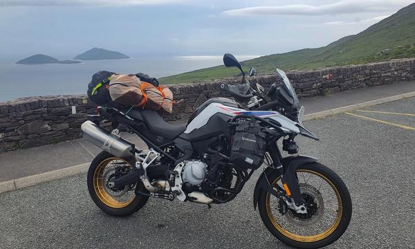 On the high road over the Conor Pass