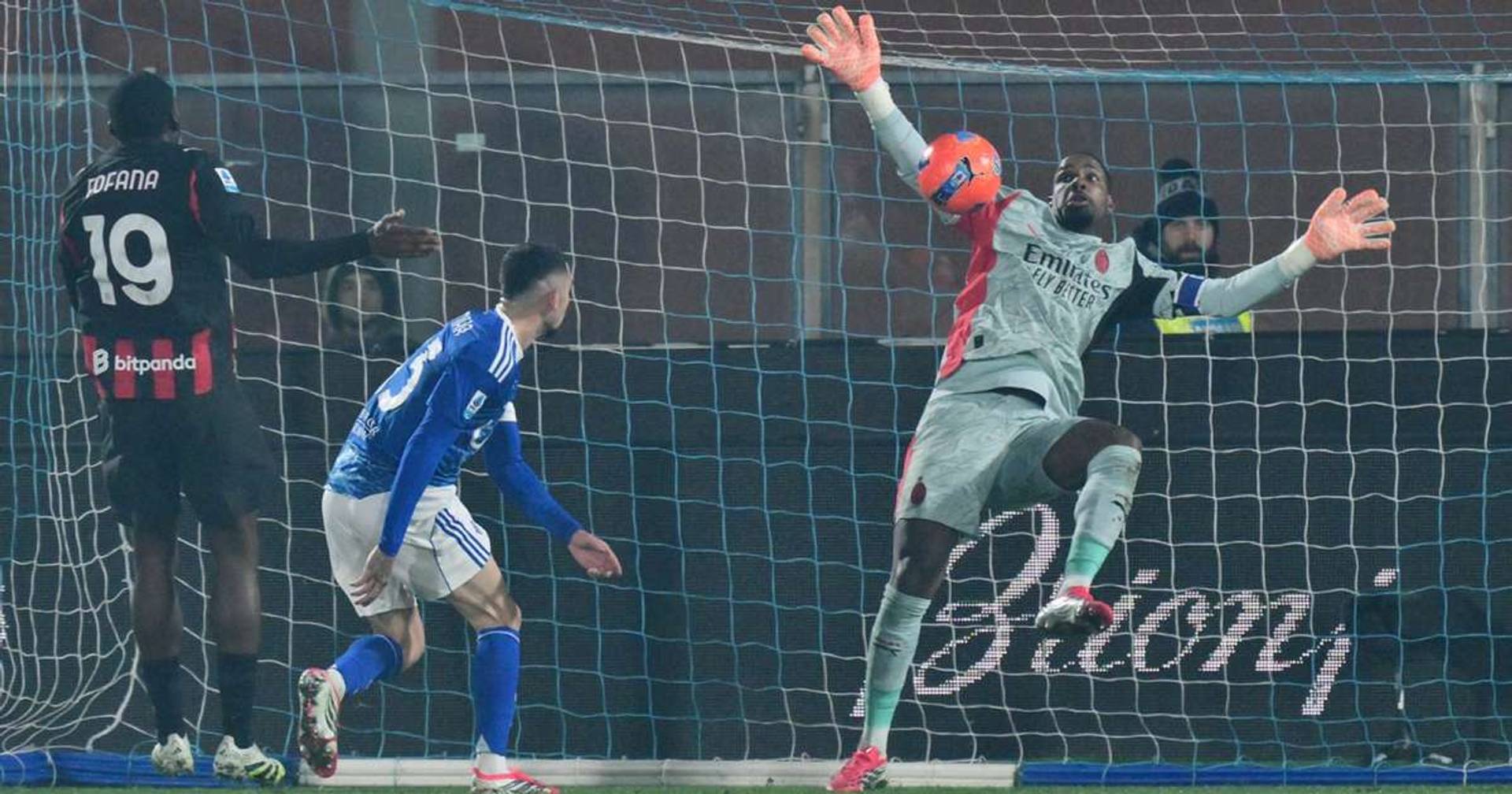 Maignan Saves Against Como