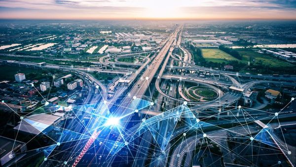 Smartification in Logistics: Efficiency through Intelligent Technologies