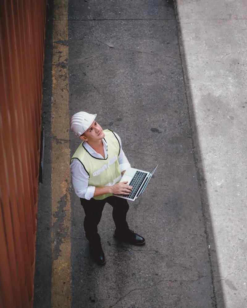 Next-Generation Supply Chains: How Inventory Management Benefits from IoT