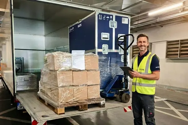 How ZEISS monitors the transport of high-value microscopes with Asset Tracking