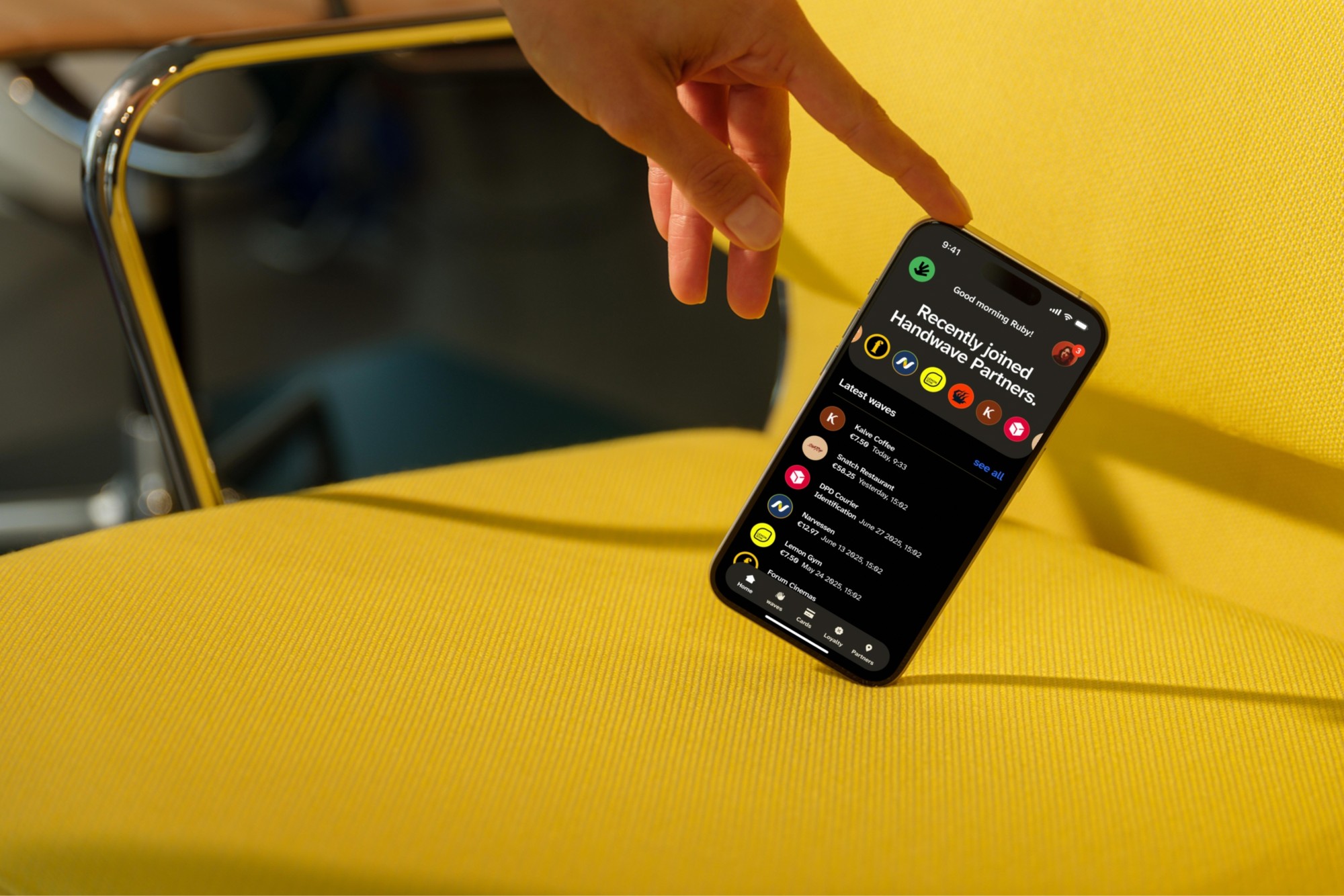 Handwave biometric wallet — project visual 1
