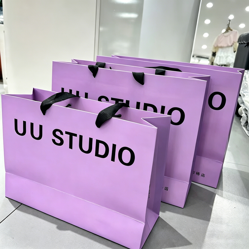 Shopping bags variant 8