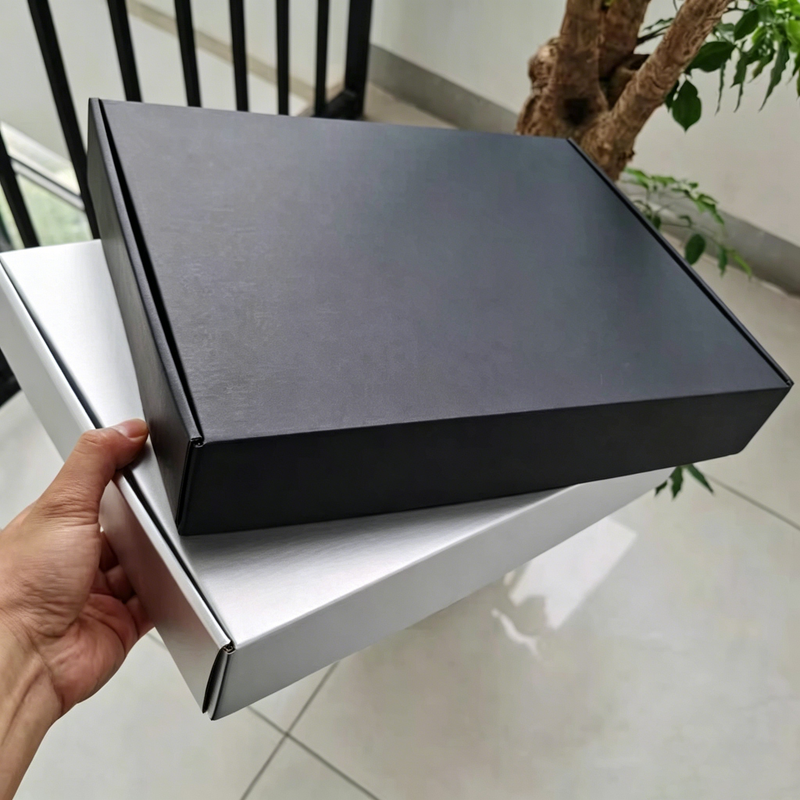 Mailer boxes variant 6