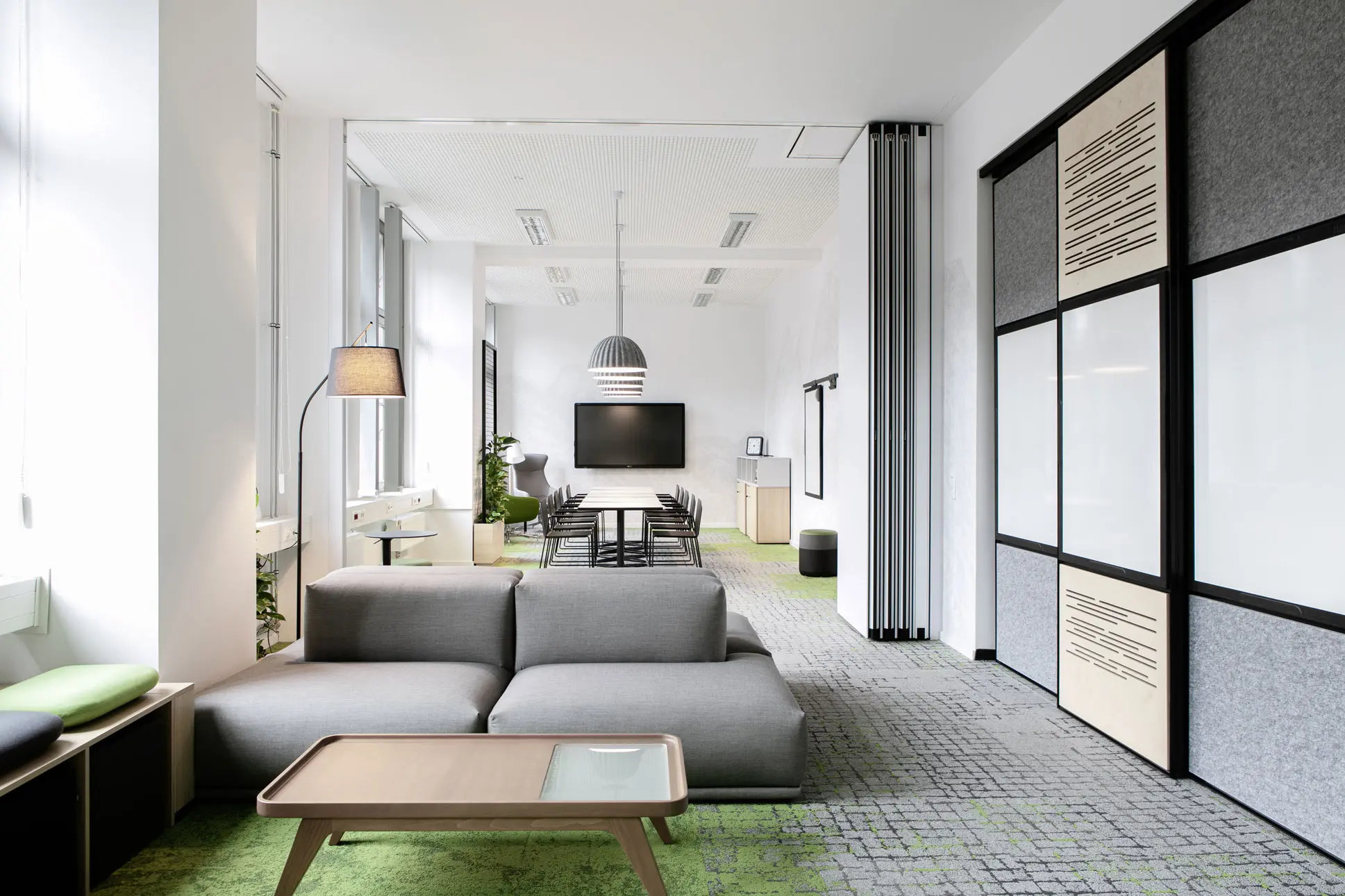 Meetingbereich als Raum in Raum