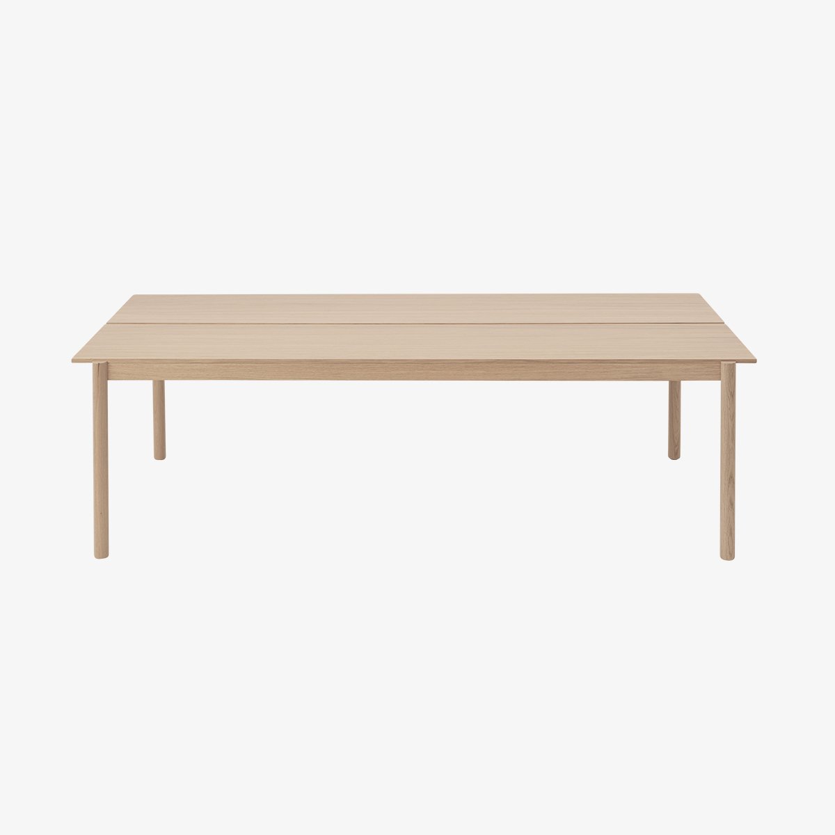 Holztisch vom dänischen Unternehmen Muuto