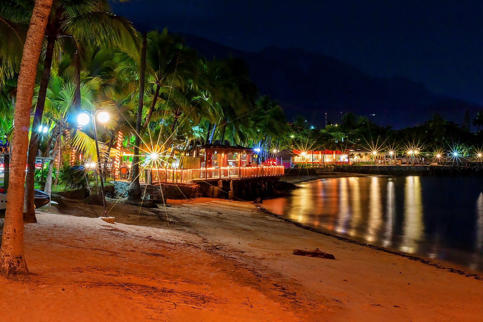 Melhores opções para curtir a noite em Ilhabela