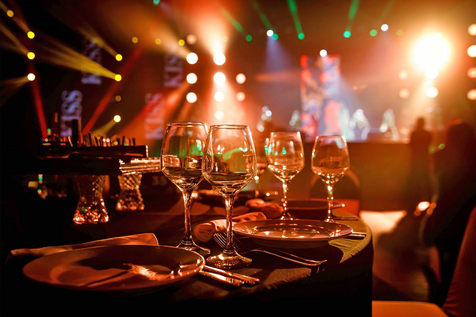 Best dinner shows in Orlando