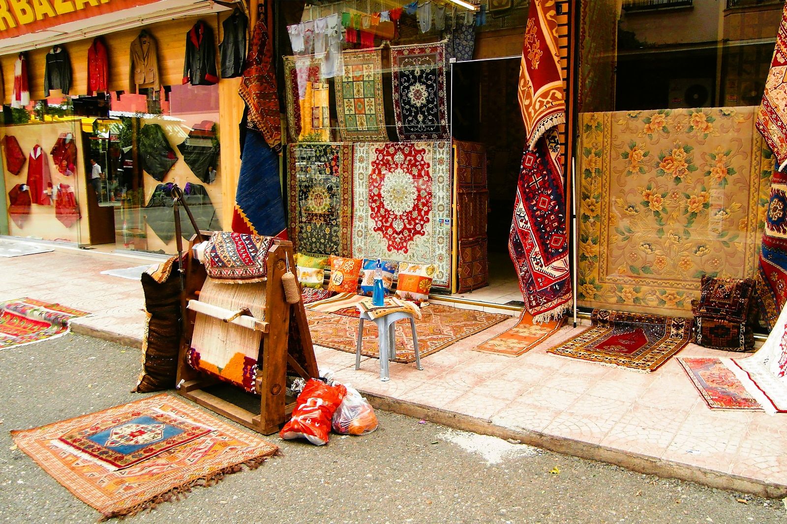 Best Places to Go Shopping in Alanya