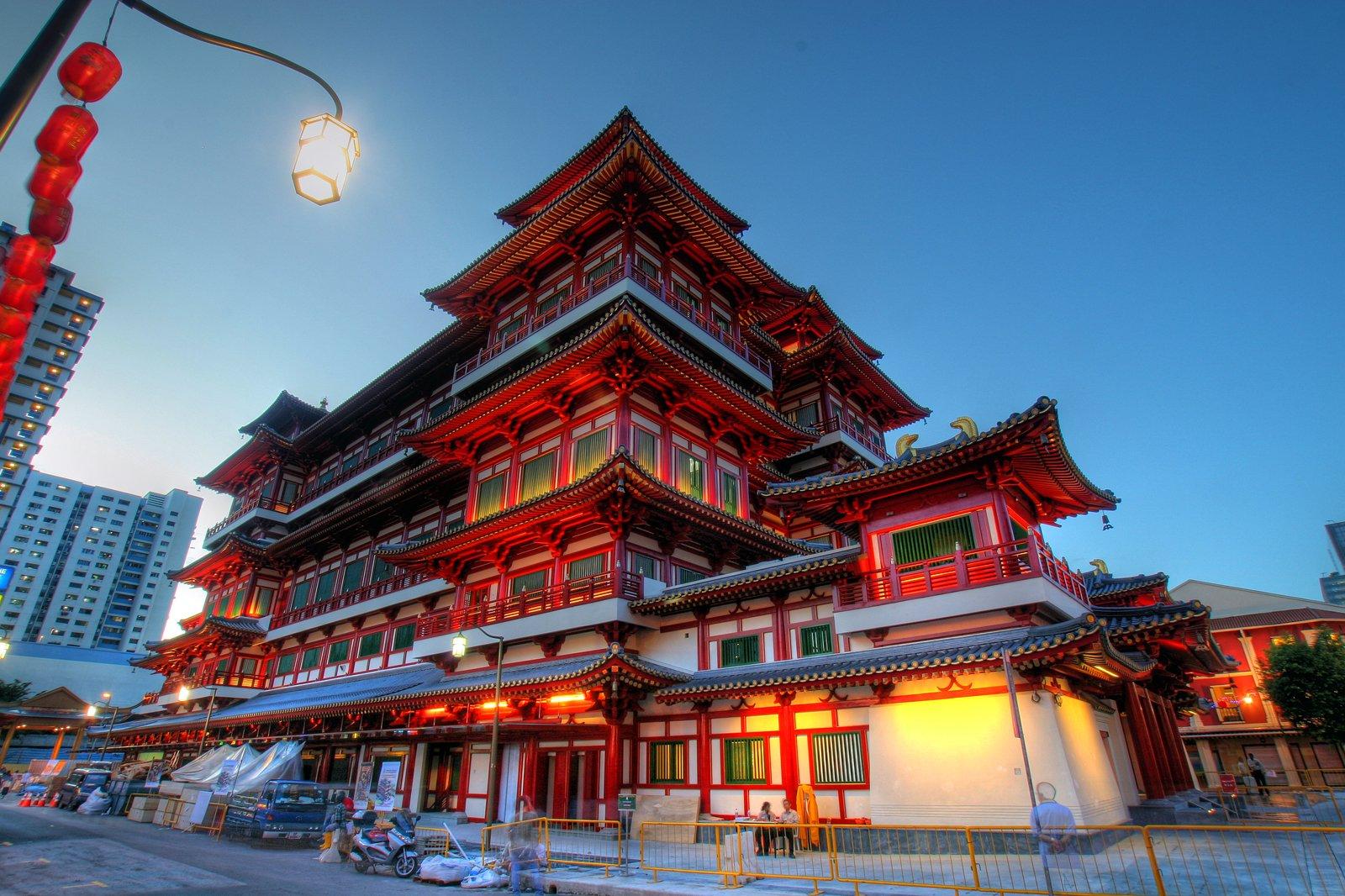 Buddha Tooth Relic Temple in Singapore